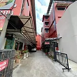 Ratanawong Place 206