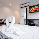 Thonglor Suites Hotel