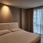 Condominium - Sukhumvit Soi 5 Bts Nana 50M2