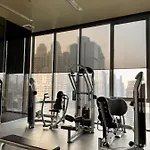 Luxury Apartment With Infinity Pool Balcony Gym