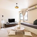 Napshot Guesthouse