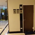 High Rise Luxury Condo 1Bed Roof Top Pool 2 Minmrt