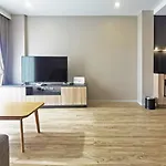 Blossom Sathorn Hospitality （曼谷高端酒店公寓）