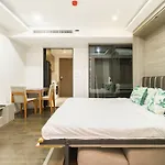 Modern Room,Sky Pool, Bts Asok,Sukhumvit