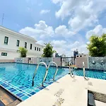 Aspira Hana Executive Apartment Thonglor