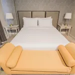 Romance Hotel Srinakarin