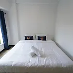 Roomquest It Square Don Mueang Airport