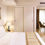 Hope Land Hotel Sukhumvit 24