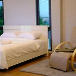 Cheri\'S Homestay现代两层独栋别墅，4卧4卫，3日送接机1周接送机,近mega邦纳