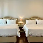Entire 3Br Townhome In Sukhumvit, Shared Pool, Near Bts&Mrt Asok