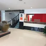 Zen Hotel @18