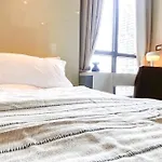 Grand Modern 2Br - Ultra Fast Wifi - Phrom Phong