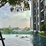 Thonglor Skyview Modern Apartment