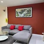 Townhouse 2 Floors @Lertubon Watcharaphon