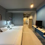 Bangkok Vibe, City House, 7 Mins To Bts, City Center, Private Room In Sathon, Private Bathroom, Bangkok, Thailand
