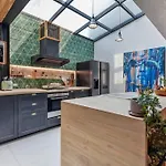 Thai Wabi-Sabi Loft