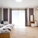 Areehouse 曼谷 300平方 獨棟別墅 家庭首選 近7-11 超市 Mrt
