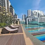 1 Bedroom In Sukhumvit Cbd 5 Min To Bts Phromphong