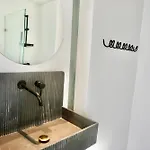 Hash Apartment With Unique Chill Design At Silom Soi 3