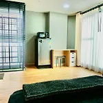 Hash Apartment With Unique Chill Design At Silom Soi 3