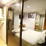 L Hotel