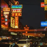 Hidden Gems In China Town, 2Br