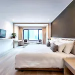 Furamaxclusive Pratunam Park Hotel
