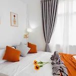 Ratchada Retreat Bespoke Urban Villa 3