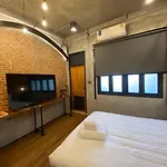 House Of Machine Boutique Hotel