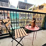 Meemaw\'S House Hostel