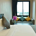 Norn Rimklong Bangkok Hotel