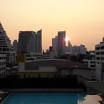 Panoramic City View Room At Silom