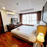 8Th Floor 2Brs Penthouse 700M Walk To Ekkamai Bts Station