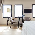 Mii Hotel Srinakarin