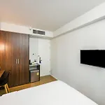 Kitzio House Hotel Huai Kwang