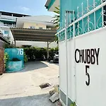 Chubby 5 Room 3
