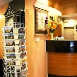 Ten Stars Hotel