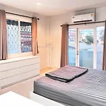 Pinklao Traveler\'S House