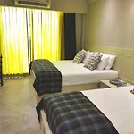 Chomm House