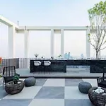 S87-7052 Bts Onnut High Floor Gym Swim Good View