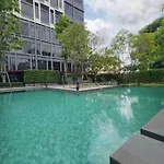 S87-7052 Bts Onnut High Floor Gym Swim Good View