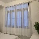 Aunty Thong\'S House