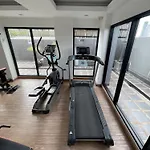1 Big Br Near Bts Ekkamai - Sky Pool & Gym