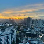 Sunset Condo L Pharkanong Bts