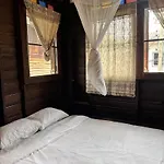 Chest\'S Place