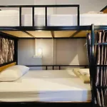 Hostel Lemon Siam Petchaburi Road