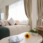 Ratchada Retreat Boutique Suites