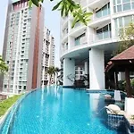 S69-新房特惠 巿中心 1Bed Room Bts Phra Khanong Swim Gym