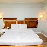 Town In Town Hotel Bangkok