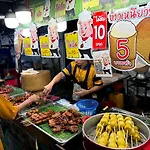 The White Den Chatuchak